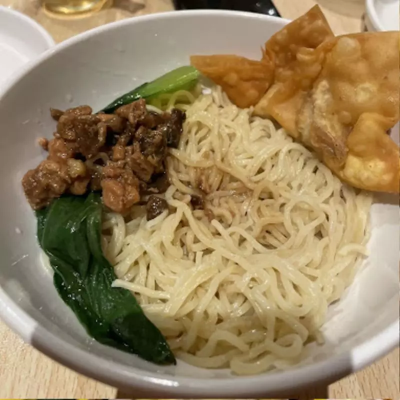 Mie yang Menggugah Selera