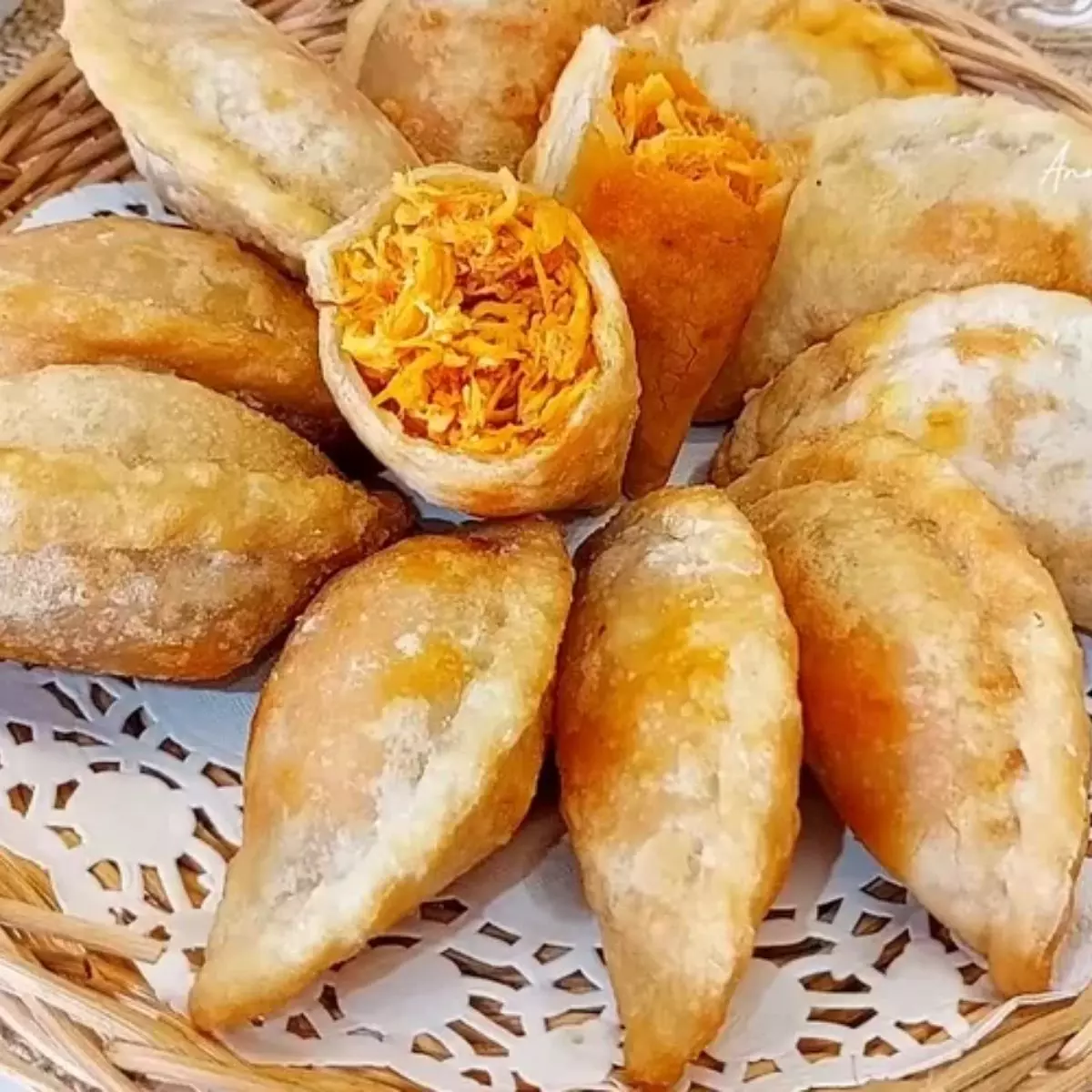 Alasan Popularitas Kembali Cireng Isi