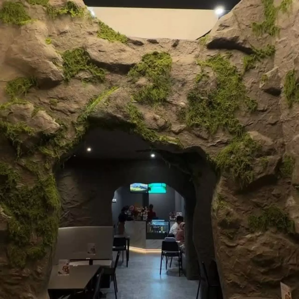 Konsep Unik Cafe Tema Goa yang Instagramable