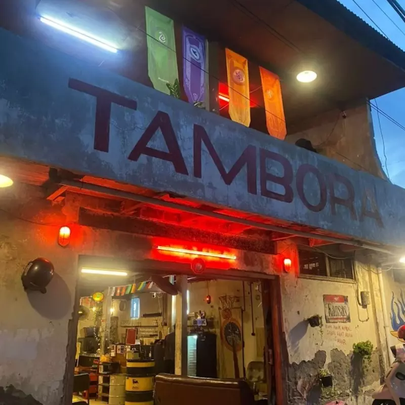6 Cafe 24 Jam di Surabaya yang Nyaman untuk Nongkrong, Nugas, dan WFC