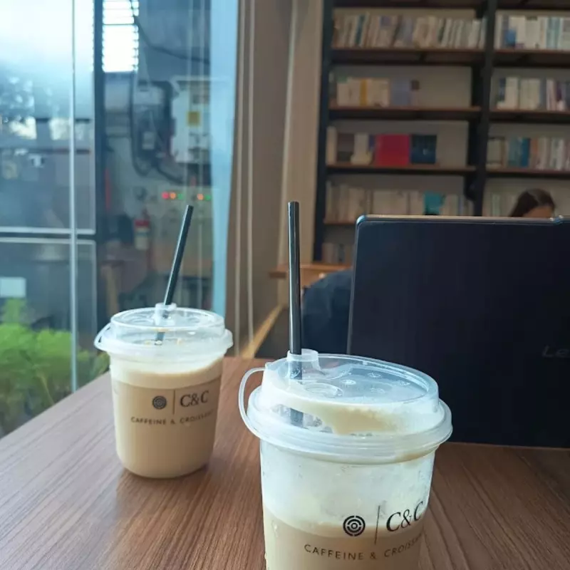 Rekomendasi Co Working Space di Surabaya untuk Kerja, Nugas, dan Meeting