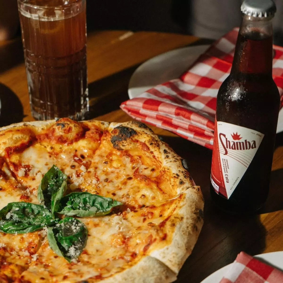 Mengenal Hunk Over Pizzeria Surabaya